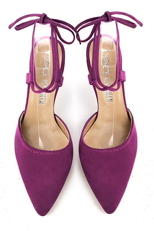 Mulberry purple women's open back shoes, with crossed straps. Tapered toe. High flare heels. Top view - Florence KOOIJMAN